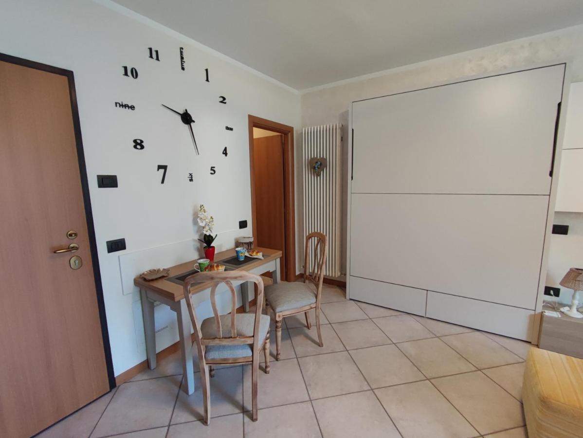 Appartement La Casa Di Sara In Valsassina à Introbio Extérieur photo