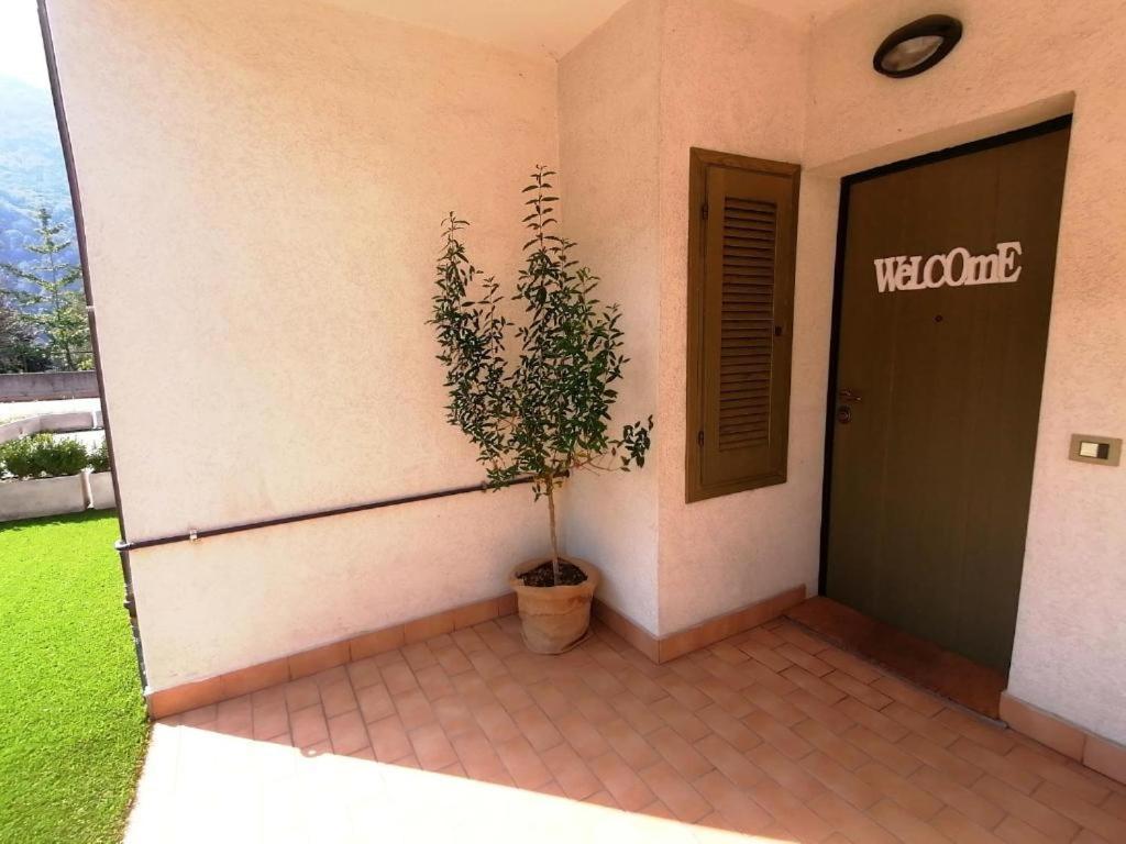 Appartement La Casa Di Sara In Valsassina à Introbio Extérieur photo